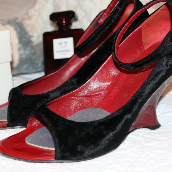 Tom ford for YSL Black Velvet & Red Lacquer shoes - Picture 3 of 6